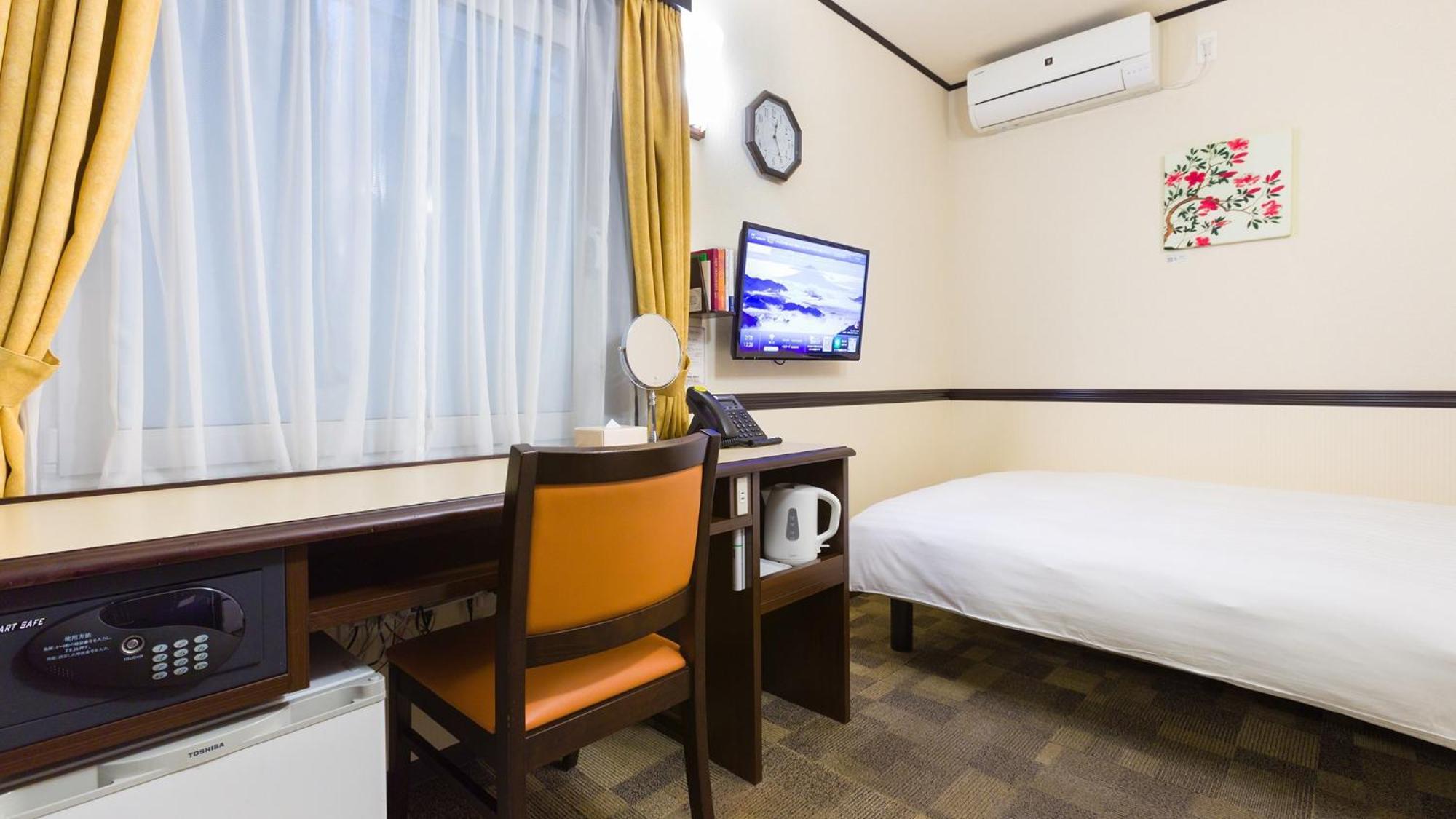 Toyoko Inn Tokyo Eki Yaesu Kita Guchi 객실 사진