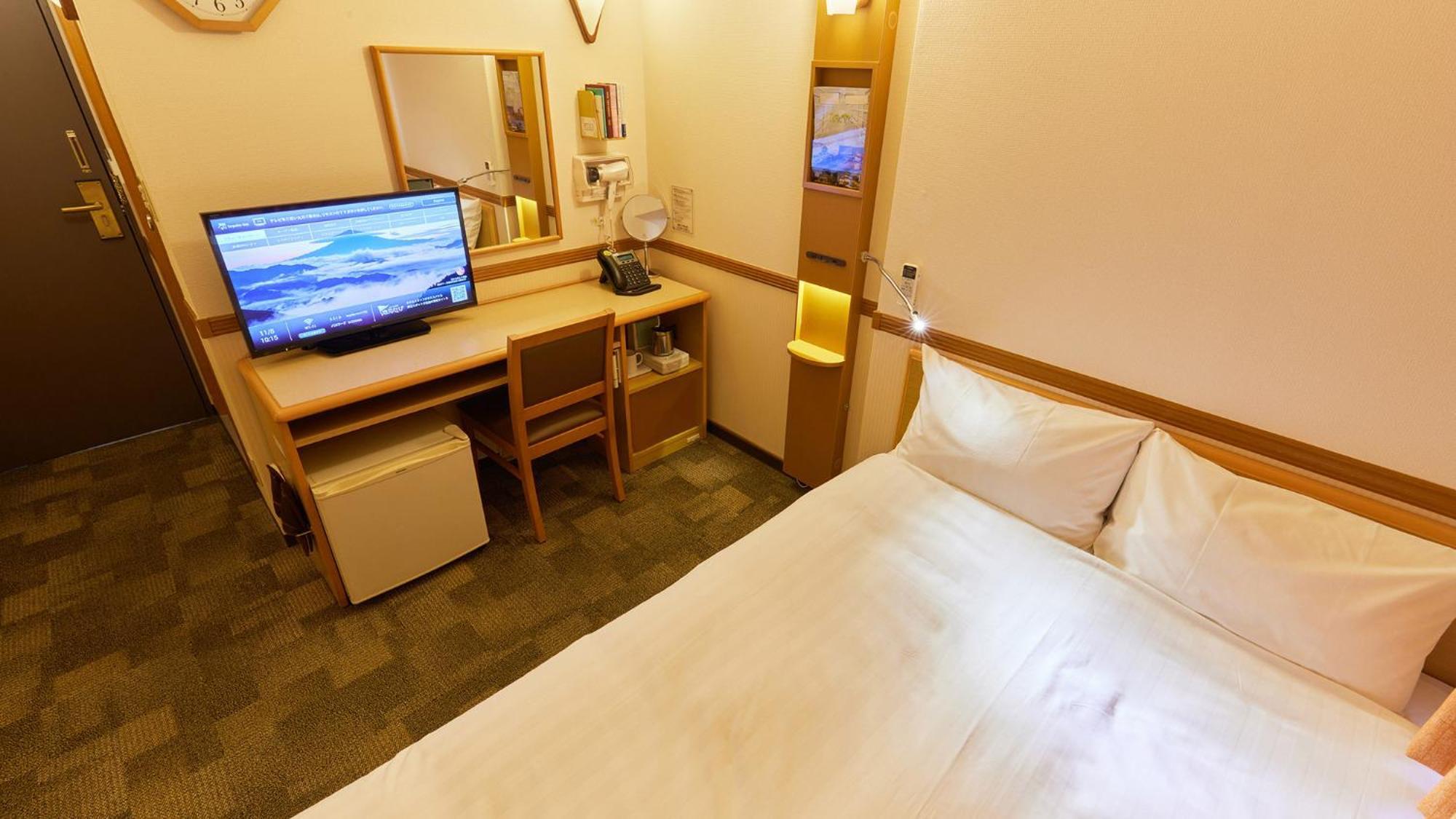 Toyoko Inn Tokyo Eki Yaesu Kita Guchi 객실 사진